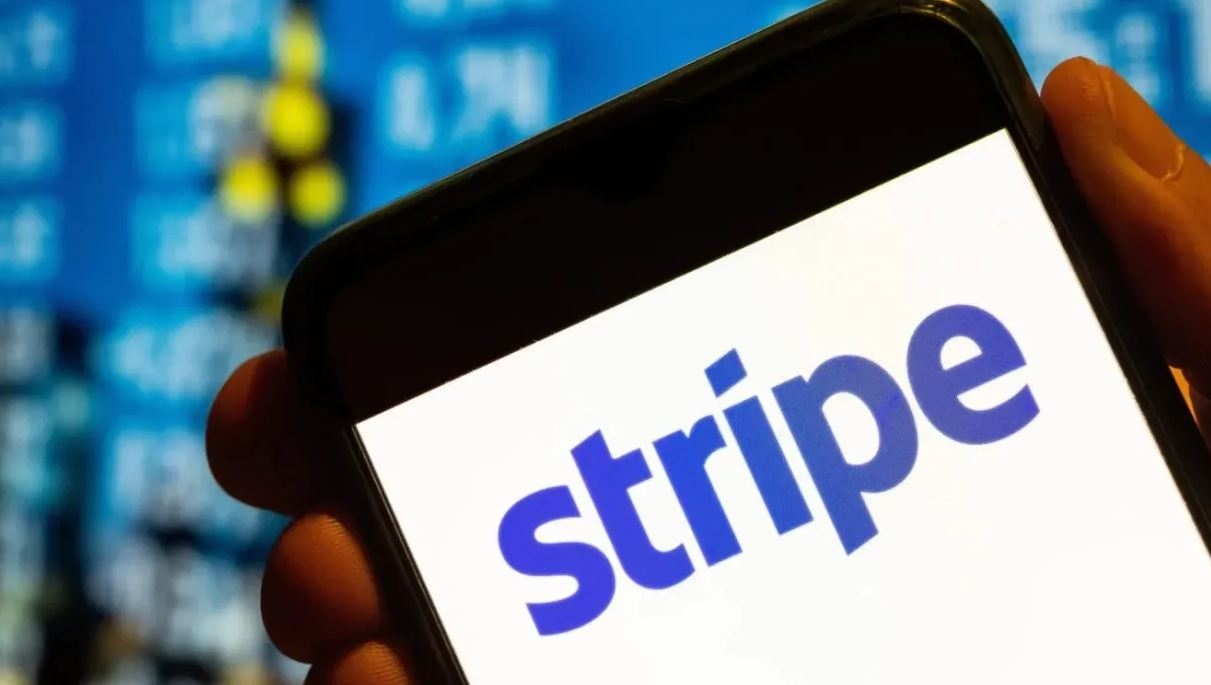 Stripe может частично или полностью купить PayPal