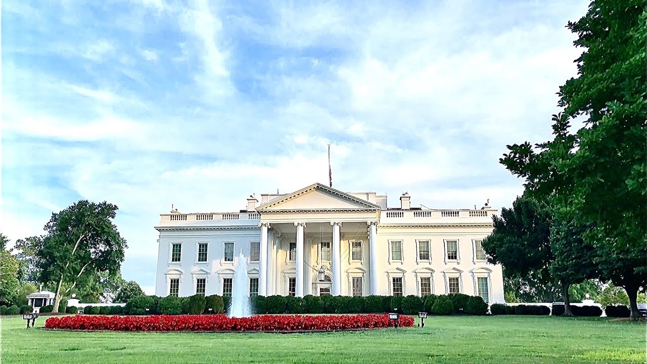 Mythos снова в игре: Белый дом готовится вернуть Anthropic, которую ранее считал угрозой