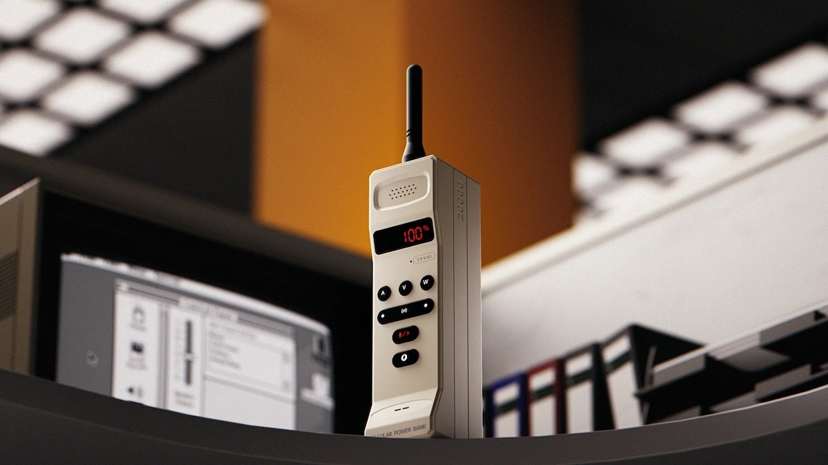 Trozk выпустила пауэрбанк Trozk Cellular Power Bank в стиле первого сотового телефона Motorola DynaTAC 8000X