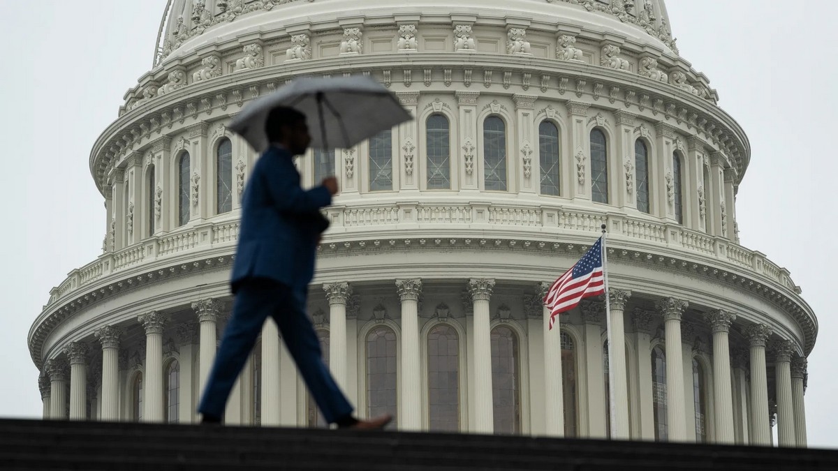 Сенат США одобрил ChatGPT и другие чат-боты для внутреннего использования