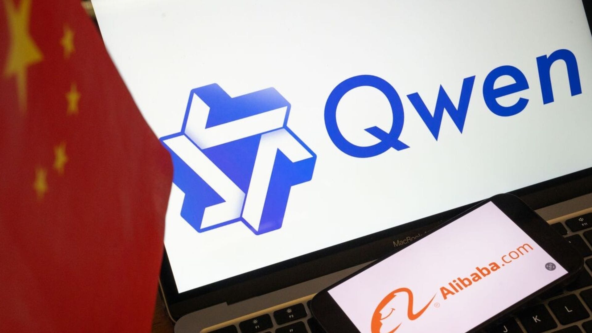 Qwen стал лидером open-source рынка — у модели 942 млн загрузок