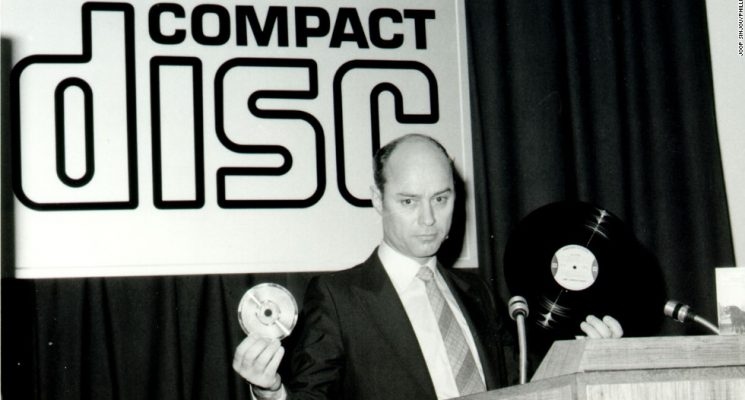 2 марта — день рождения компакт-диска: 43 года формату, который изменил звук