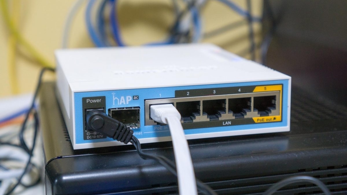 MikroTik сообщила о критических уязвимостях в RouterOS под названием MikroTrick