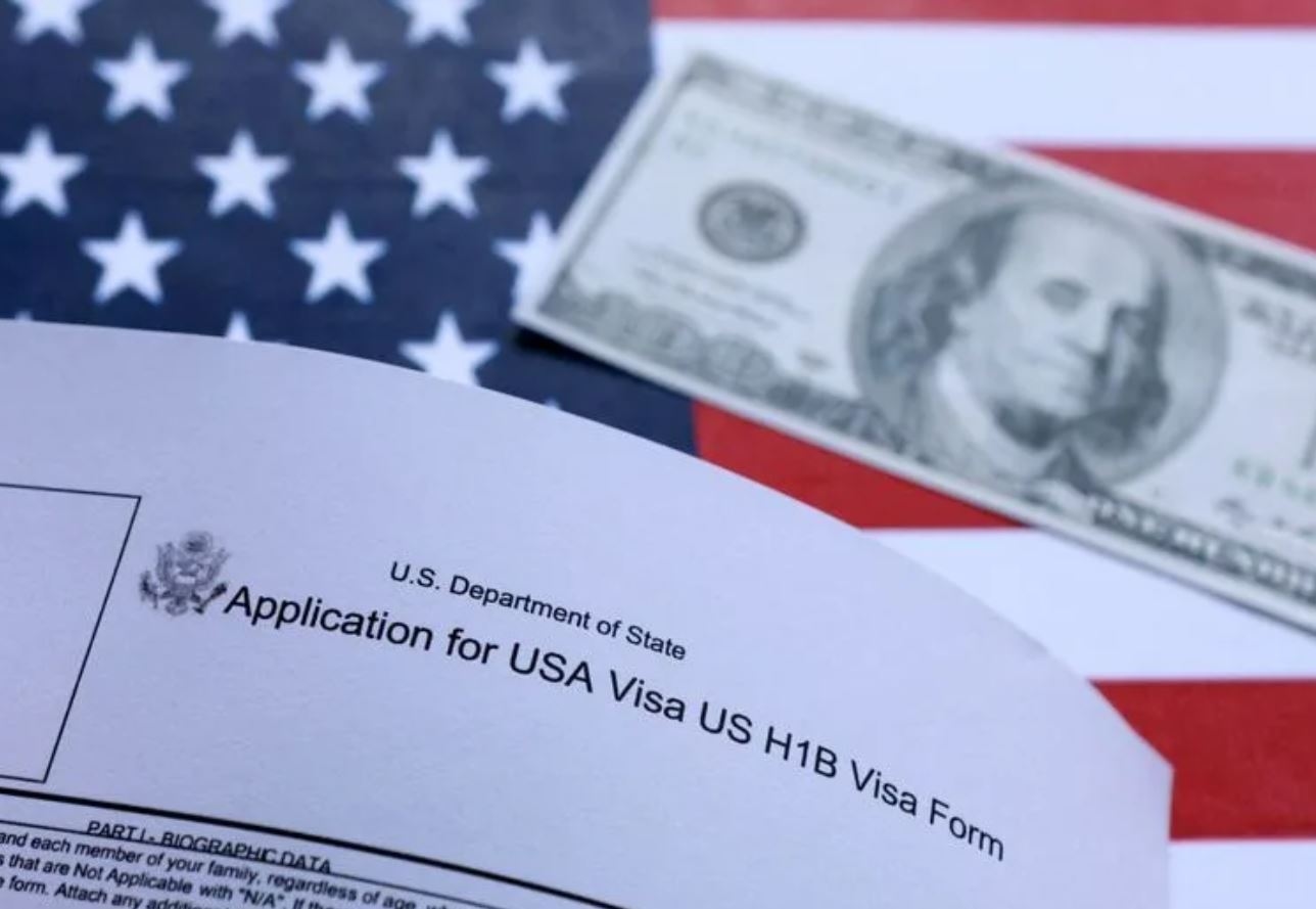 Власти США предлагают увеличить сбор за рабочие визы H-1B до $103 265