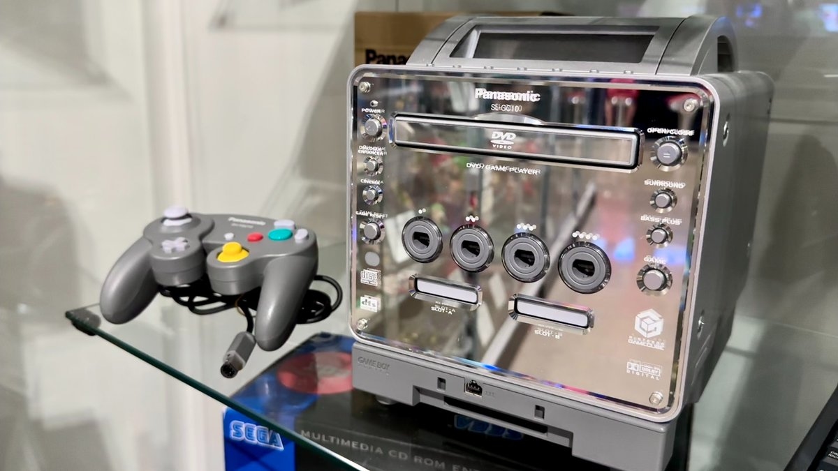 Игровую ретро‑консоль Panasonic Q c DVD‑проигрывателем можно купить за $2 тысячи