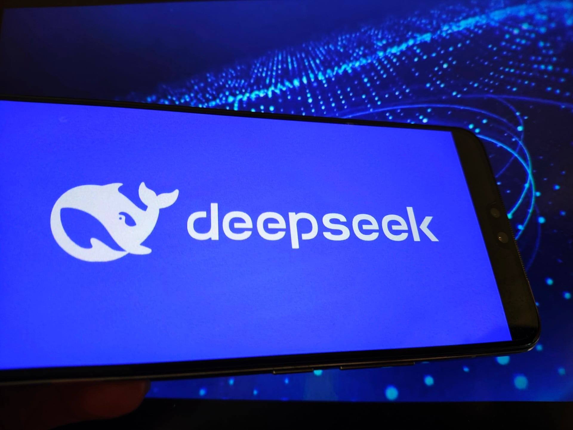 DeepSeek V4 ожидается до конца недели. По слухам, схема будет полностью мультимодальной
