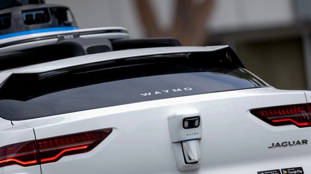 Waymo приобрела испытательный полигон Apple для беспилотных автомобилей за $220 млн