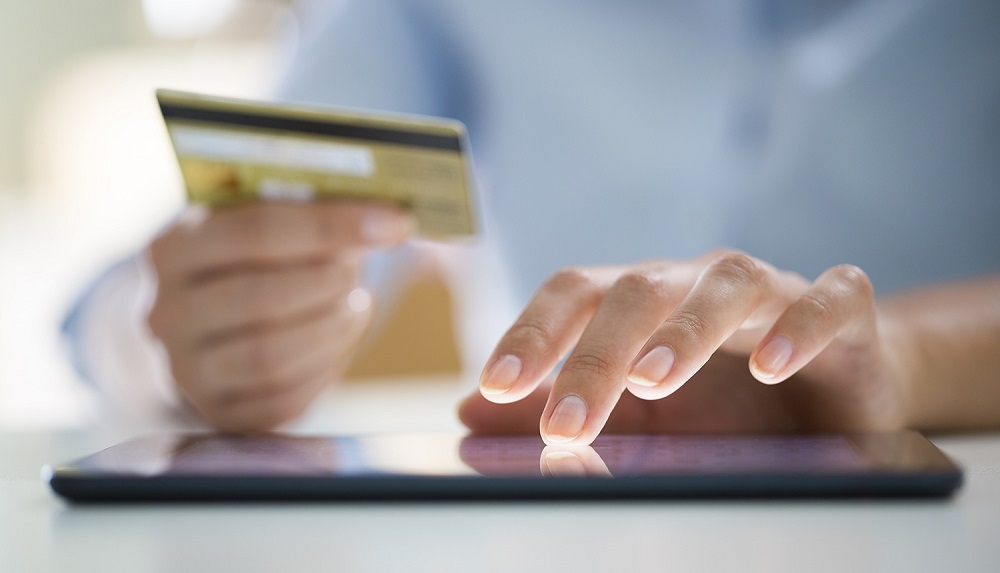 Юрист разъяснила, какие сервисы не смогут автоматически продлевать подписки с 1 марта