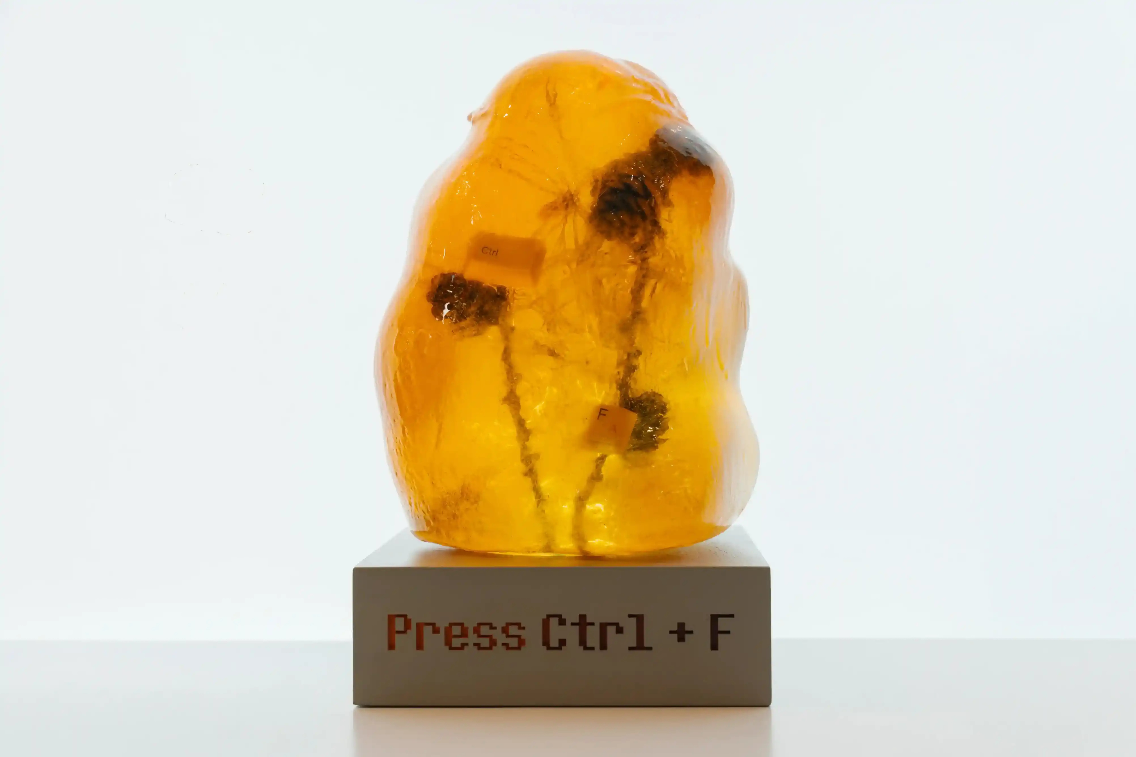 В «Яндекс Музее» представили арт-объект в виде сочетания клавиш Ctrl+F