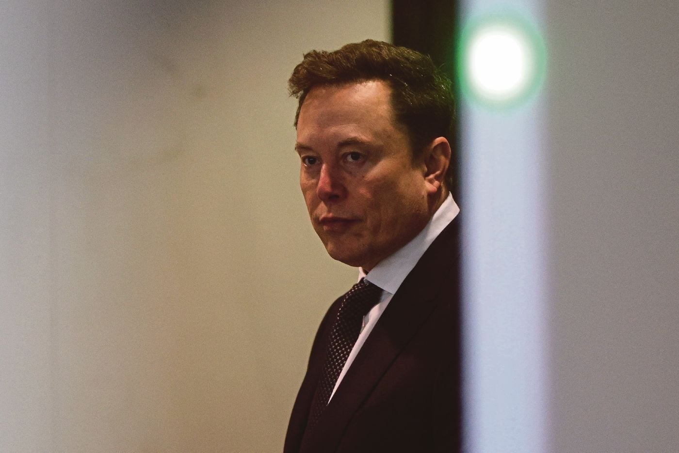 Маск признал, что Grok обучали на моделях OpenAI