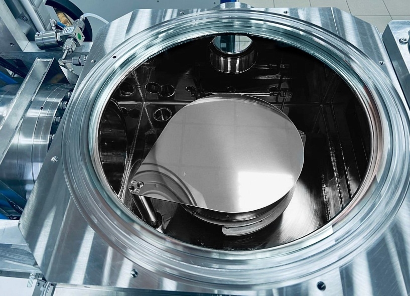 В России создают первую 8-модульную кластерную установку для магнетронного нанесения слоёв алюминиевой металлизации