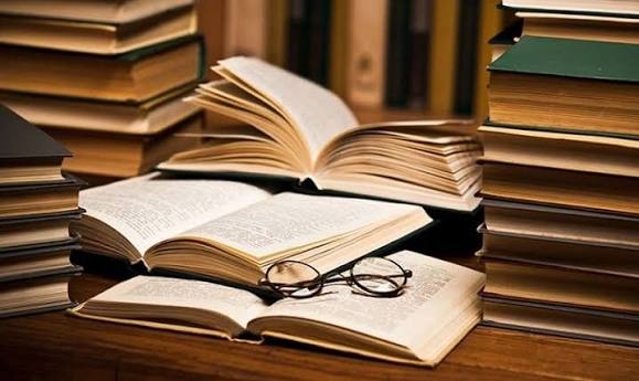 Сингапур начнёт платить людям за чтение книг вместо думскроллинга