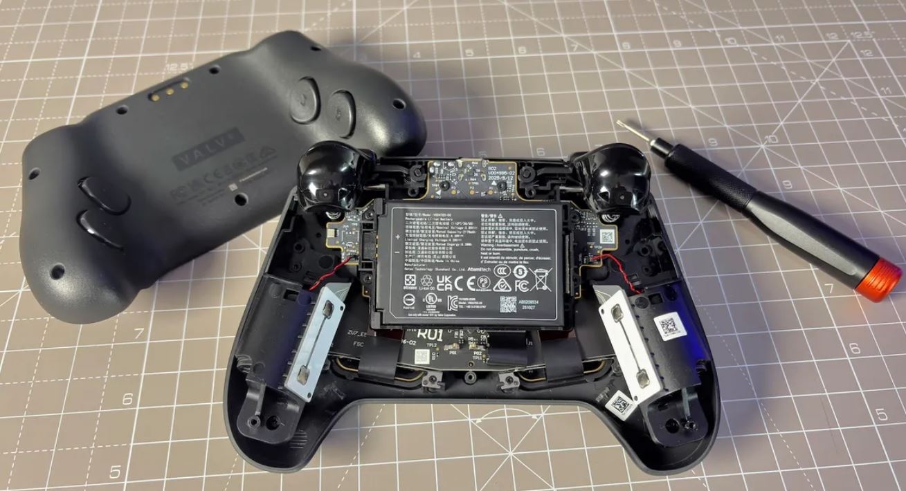 Свежий Steam Controller оказалось легко разобрать и отремонтировать