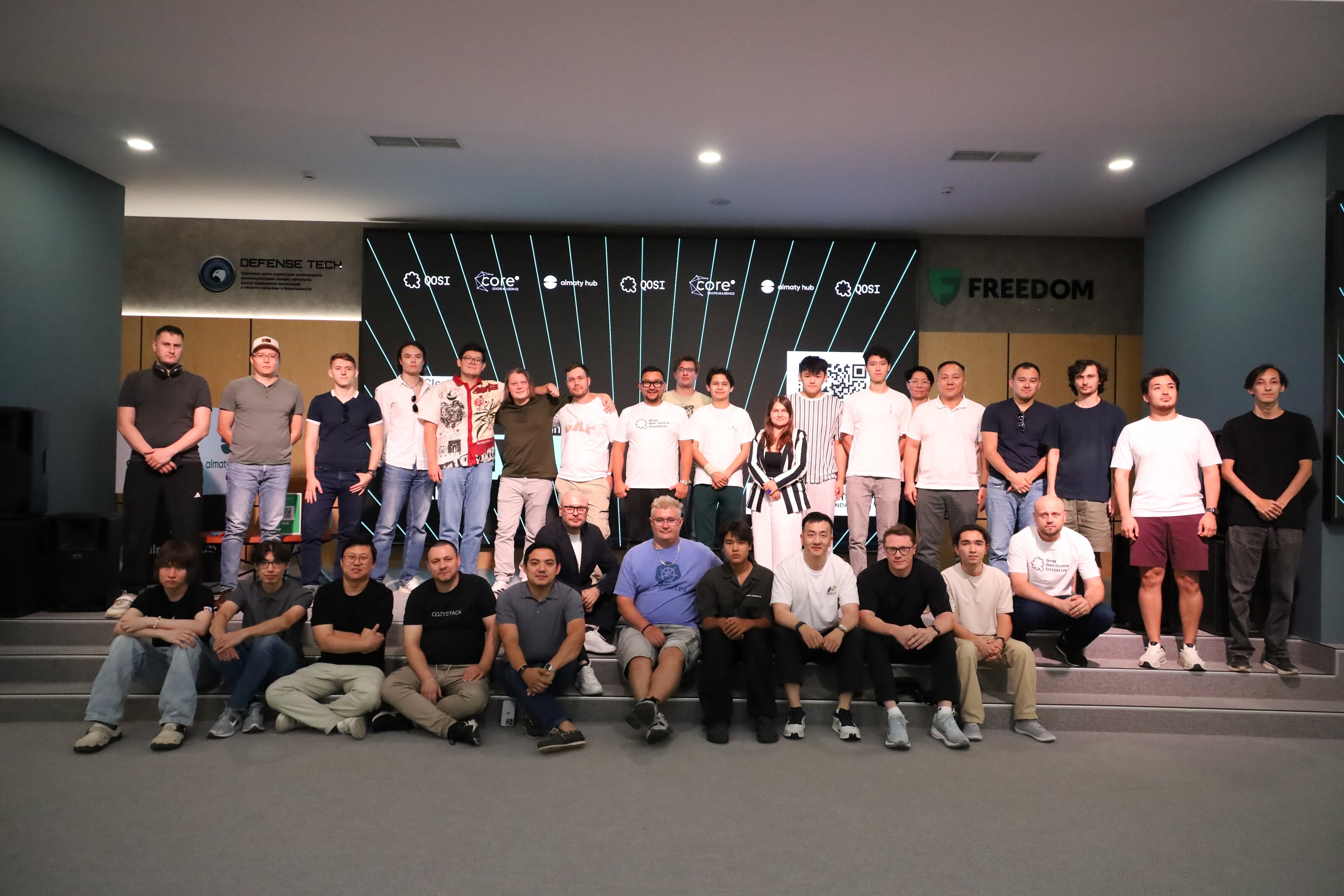 Cloud Native Community Day Almaty: миграция с VMware, будущее Kubernetes, скрытие control plane