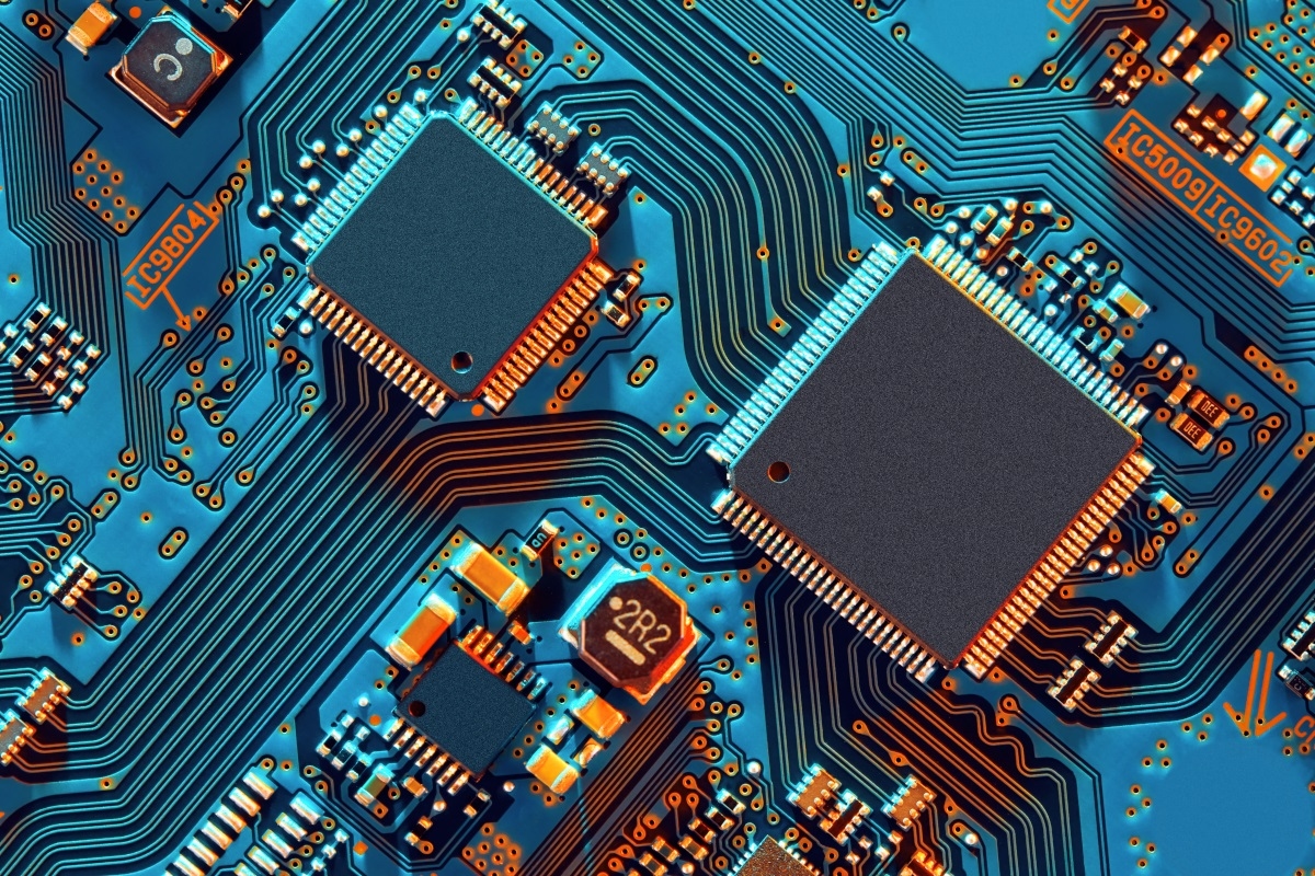 Стартап-компания Discovered Materials при помощи ИИ‑агентов ищет новые материалы для чипов, которые будут меньше нагреваться