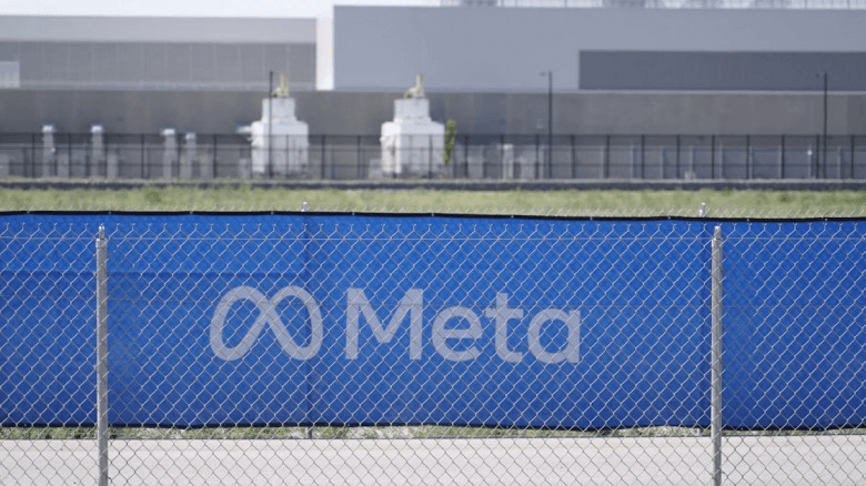 Meta* планирует провести первую волну увольнений 20 мая 2026 года