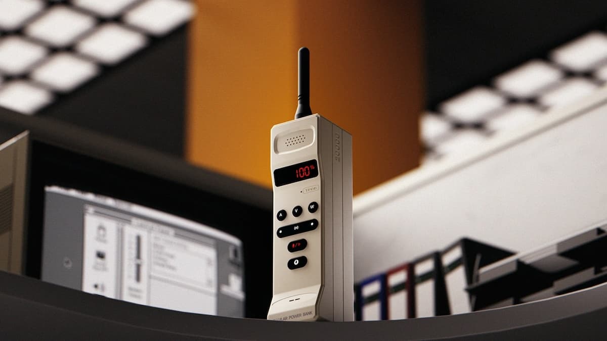 Trozk выпустила пауэрбанк Trozk Cellular Power Bank в стиле первого сотового телефона Motorola DynaTAC 8000X