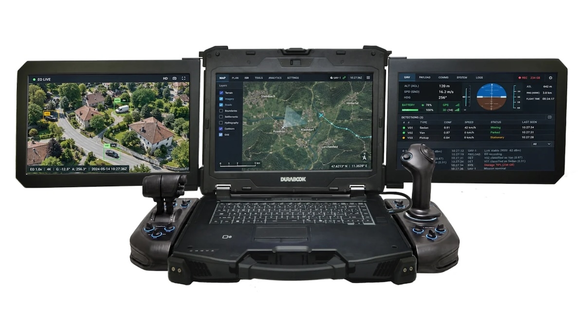 Представлен публике Durabook Z14I‑DX3 — 10-килограммовый портативный компьютер с тремя 14-дюймовыми дисплеями разрешения Full HD