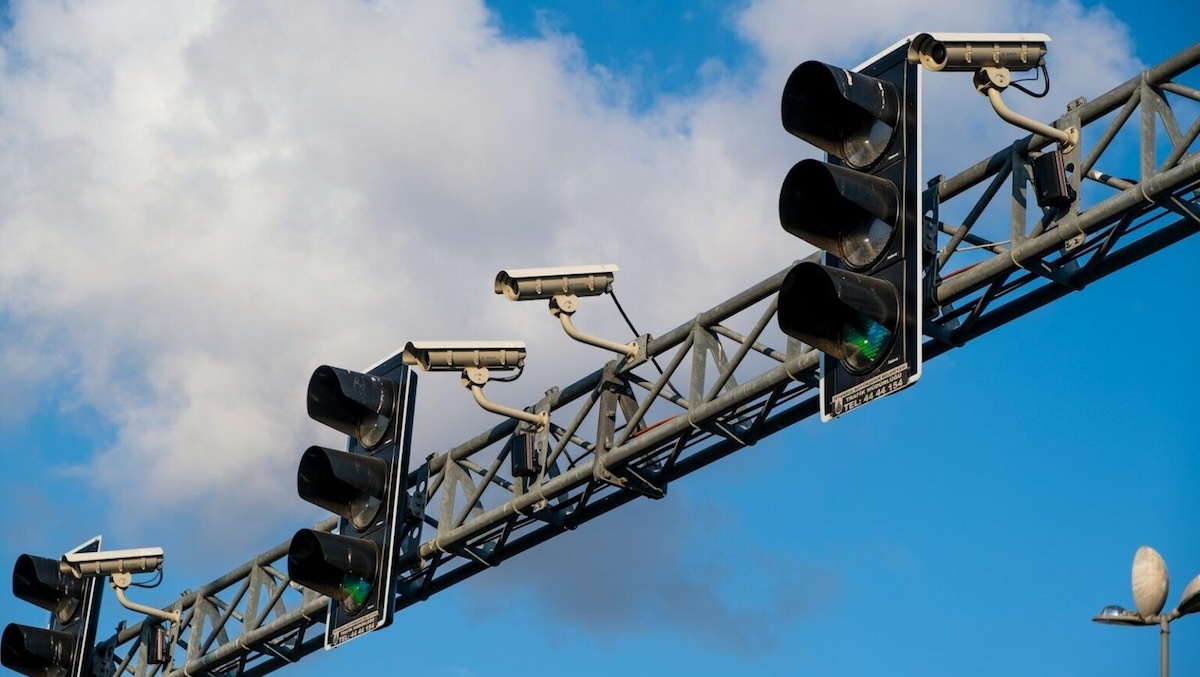 В Колорадо внедрили систему контроля средней скорости в нескольких точках, что делает бесполезными Waze и Radarbot