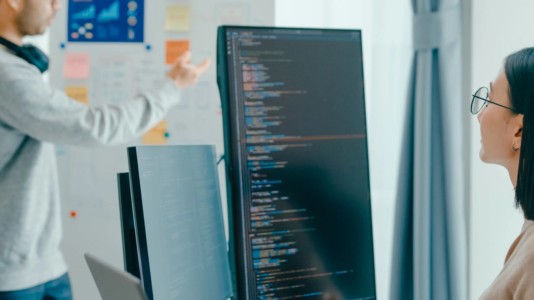 Yandex B2B Tech запустит ИИ-сервис для создания сайтов и веб-приложений без разработки