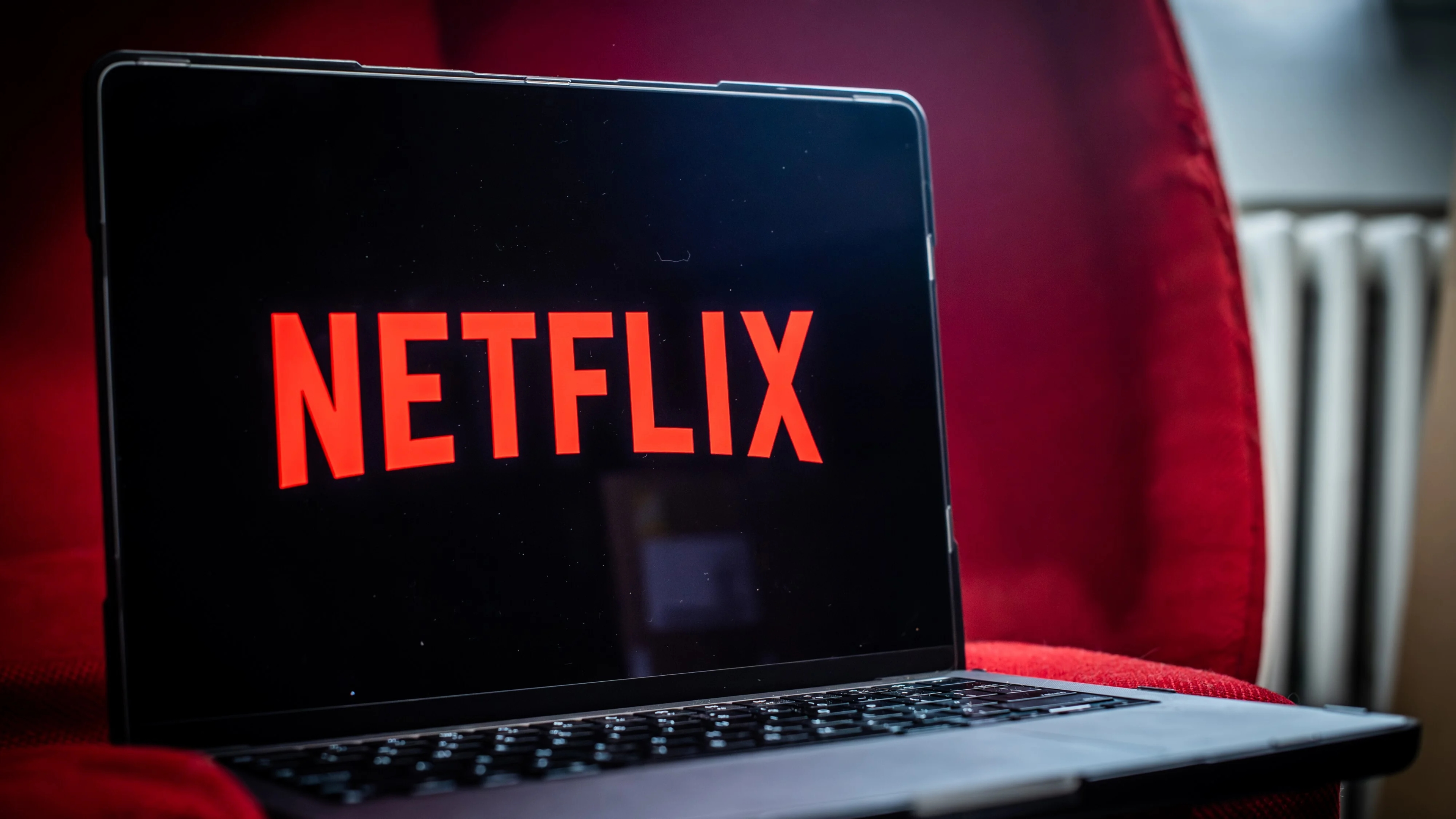 Netflix снова повысил цены на свои подписки