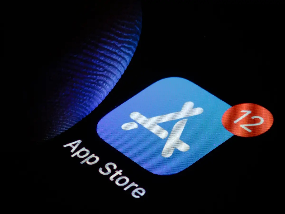 Созданные с помощью вайбкодинга приложения заполонили App Store, но пользователи этому не рады