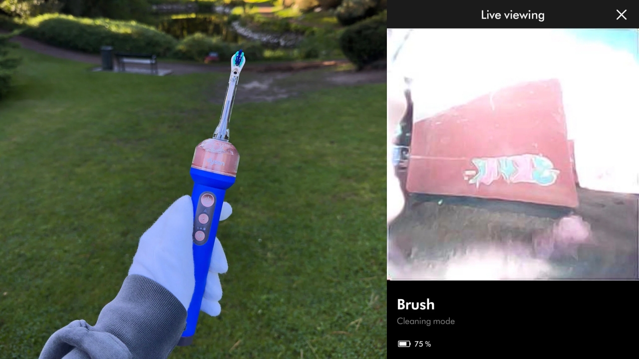 Умную зубную щётку Dyson CameraJet приспособили для уличной фотографии